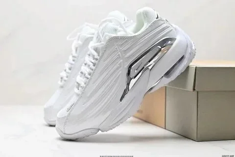 Unbranded Sneakers Chunky low-top with metallic side panels product detail image 7