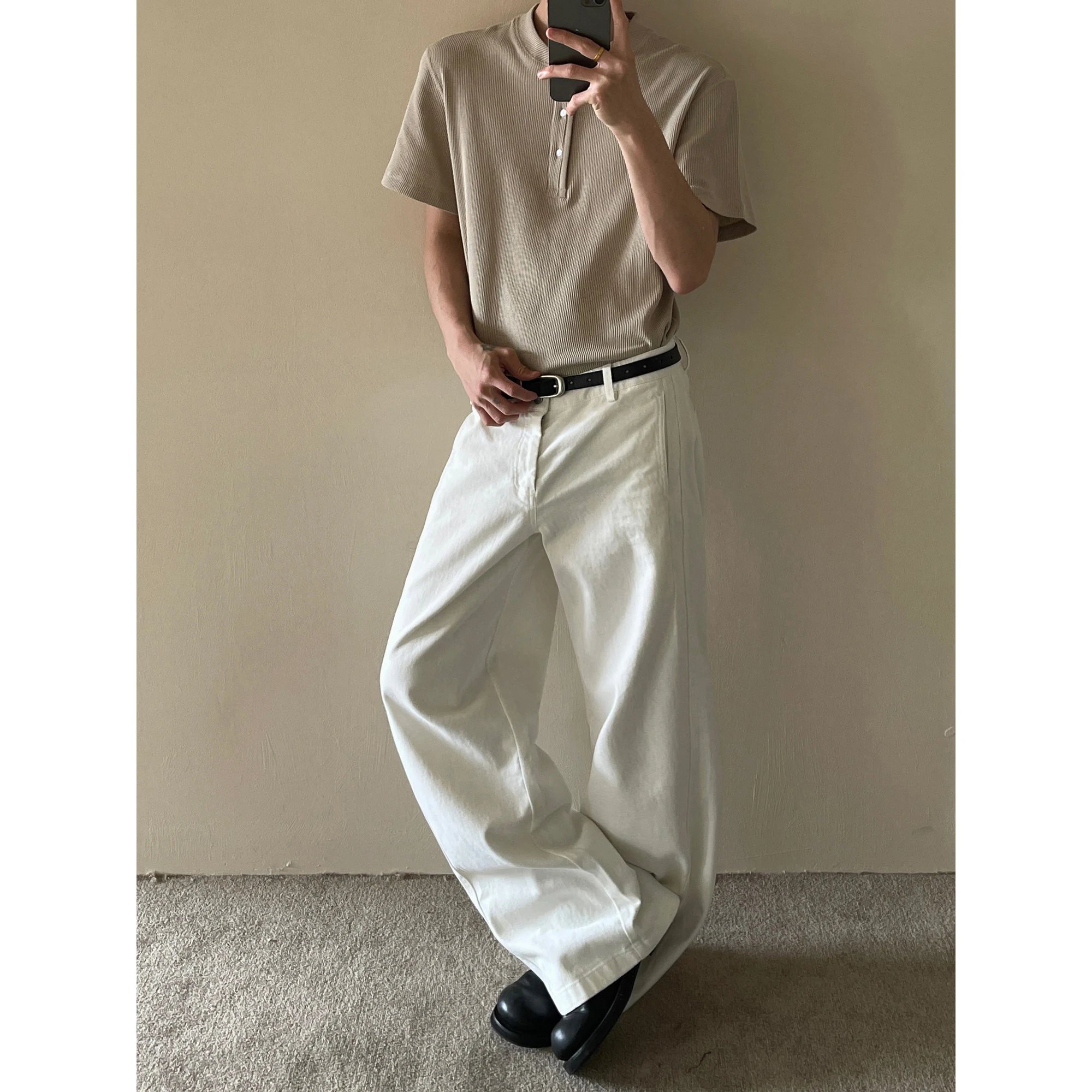 White Jeans (Performitve)