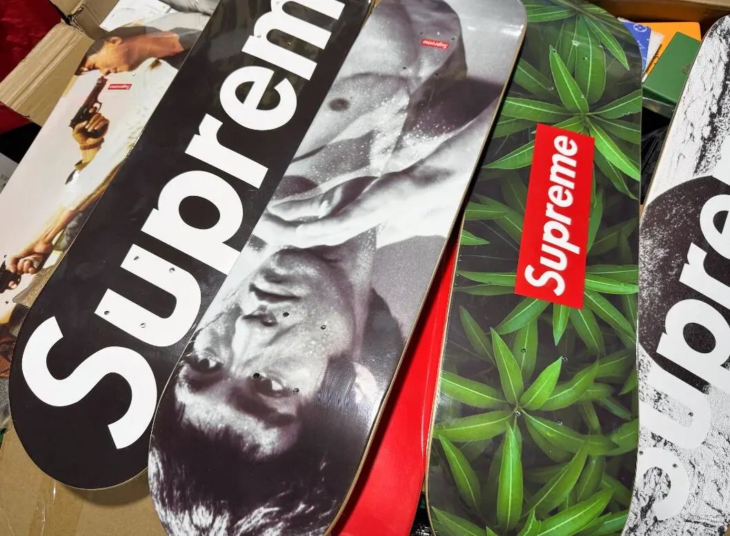 Supreme Skateboard