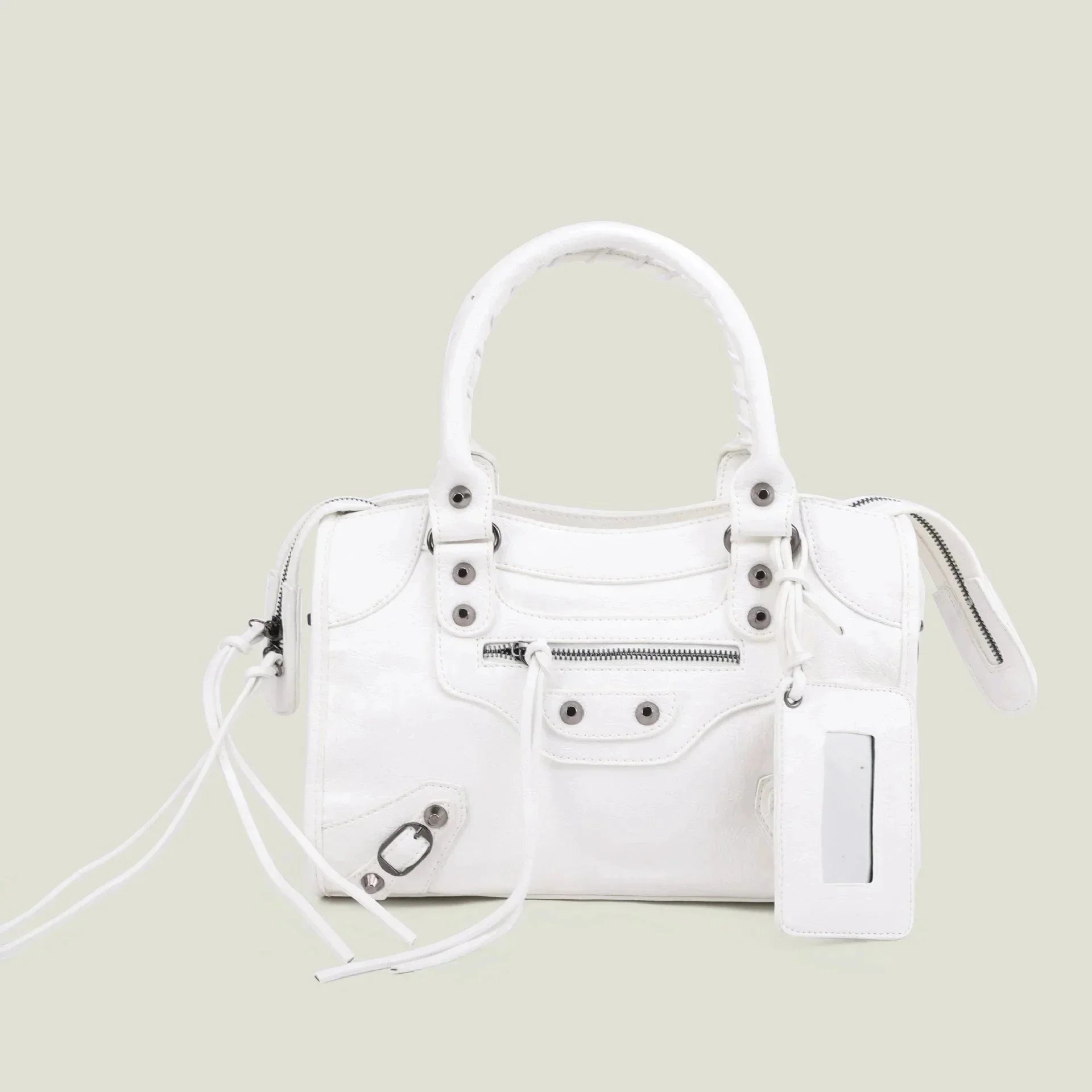 Medium - White