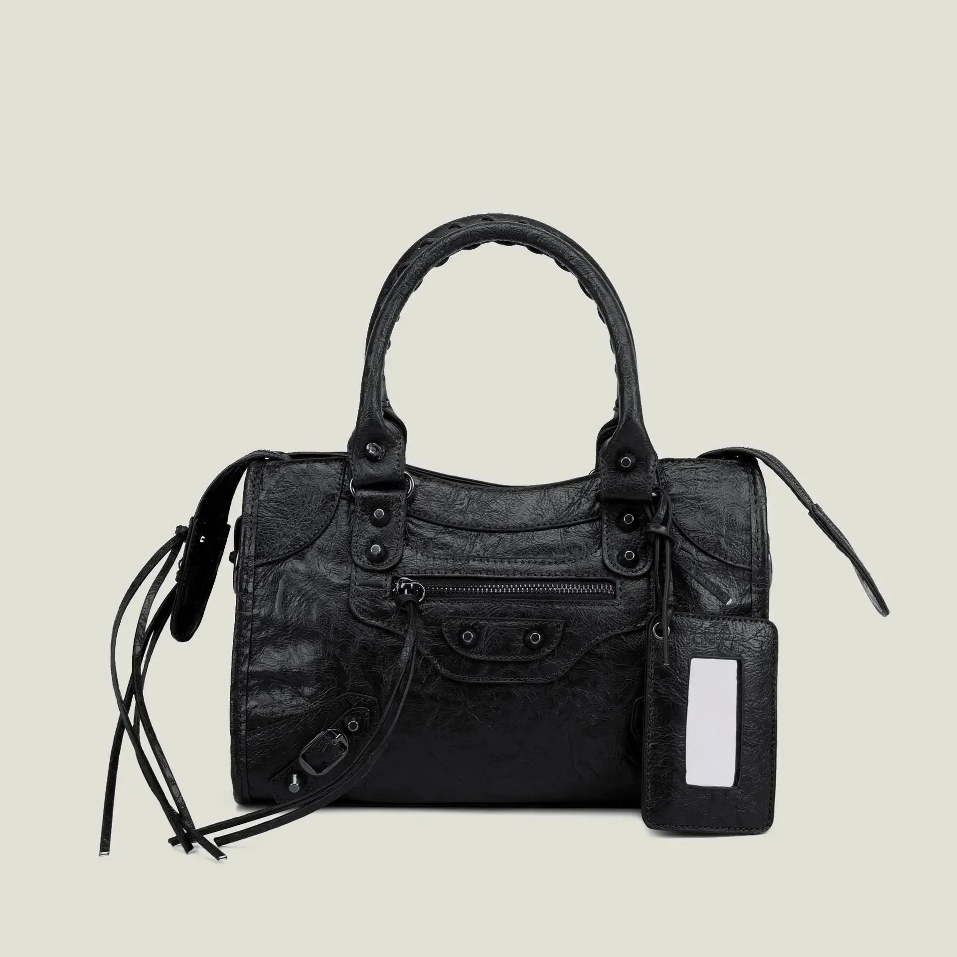 Medium - Black