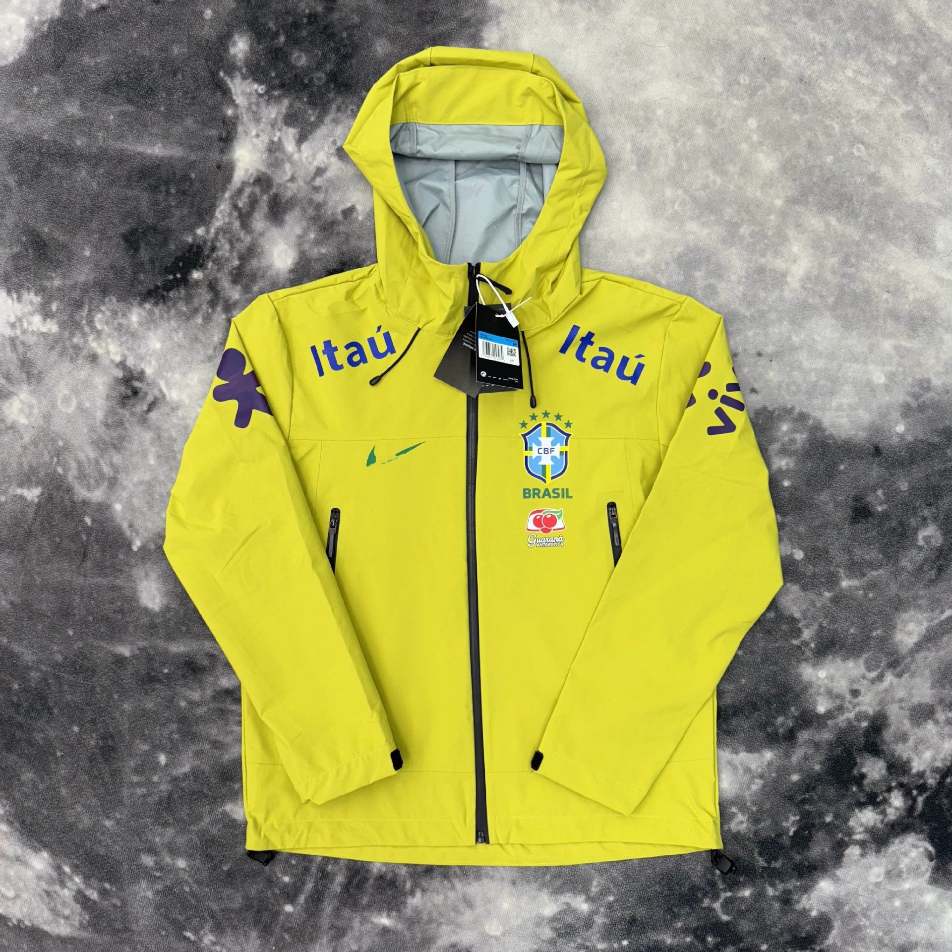 Brazil Windbreaker Yellow