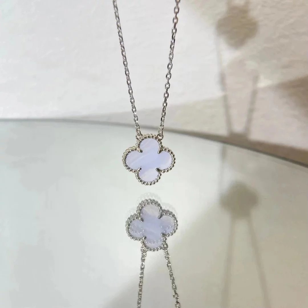 Van Cleef & Arpels Four-Leaf Clover Pendant Necklace