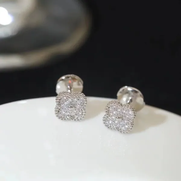 Design Four-Leaf Clover Pave Zircon Earrings Gold Jewelry - 7