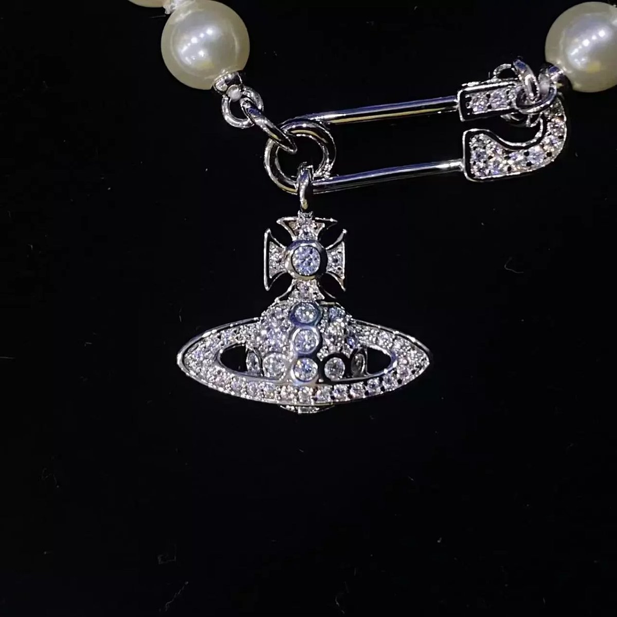 Vivienne Westwood Orb Pearl Necklace and Bracelet Set White Jewelry Necklaces product detail 7 in Litbuy spreadsheet finds