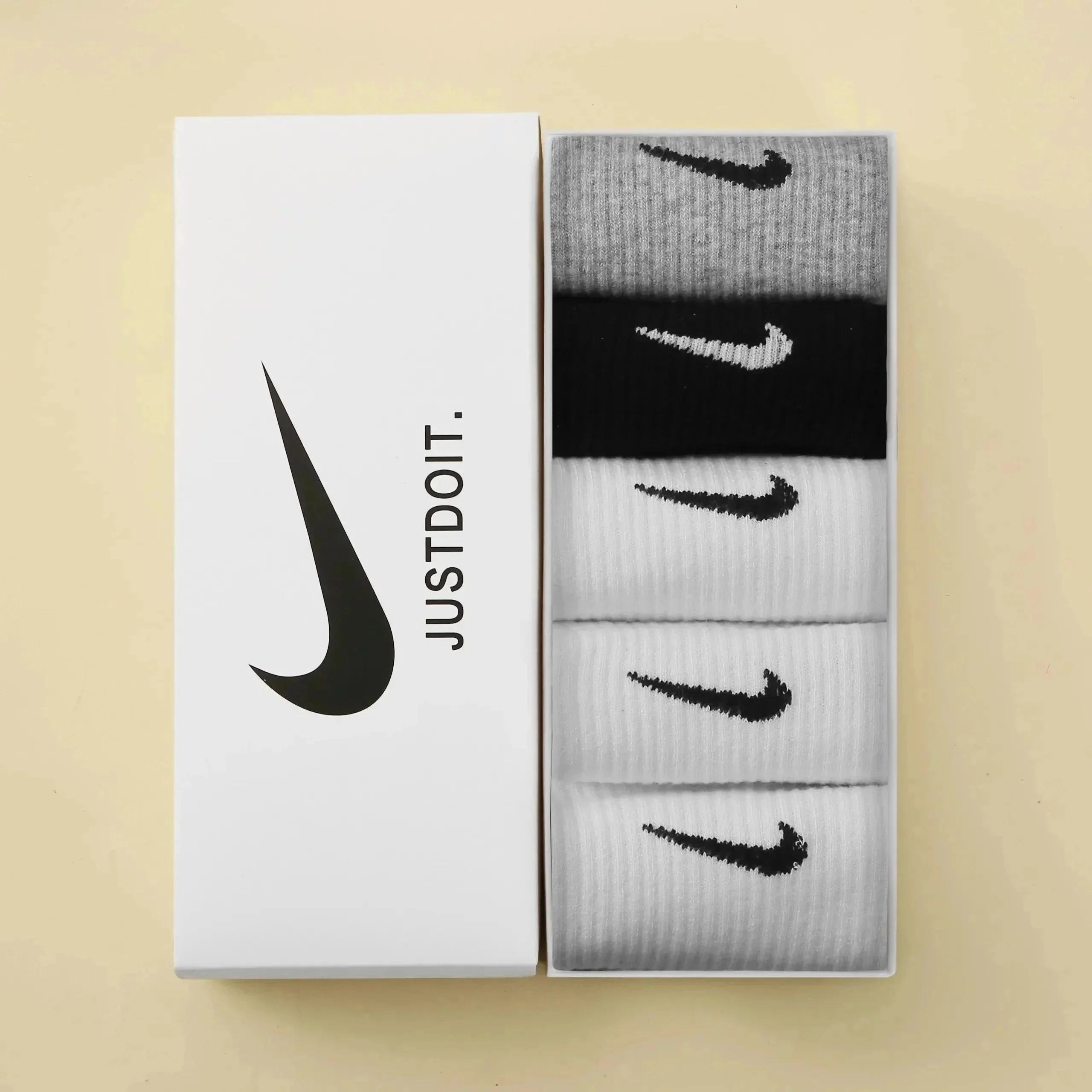 5 pairs【3white+1grey+1black】