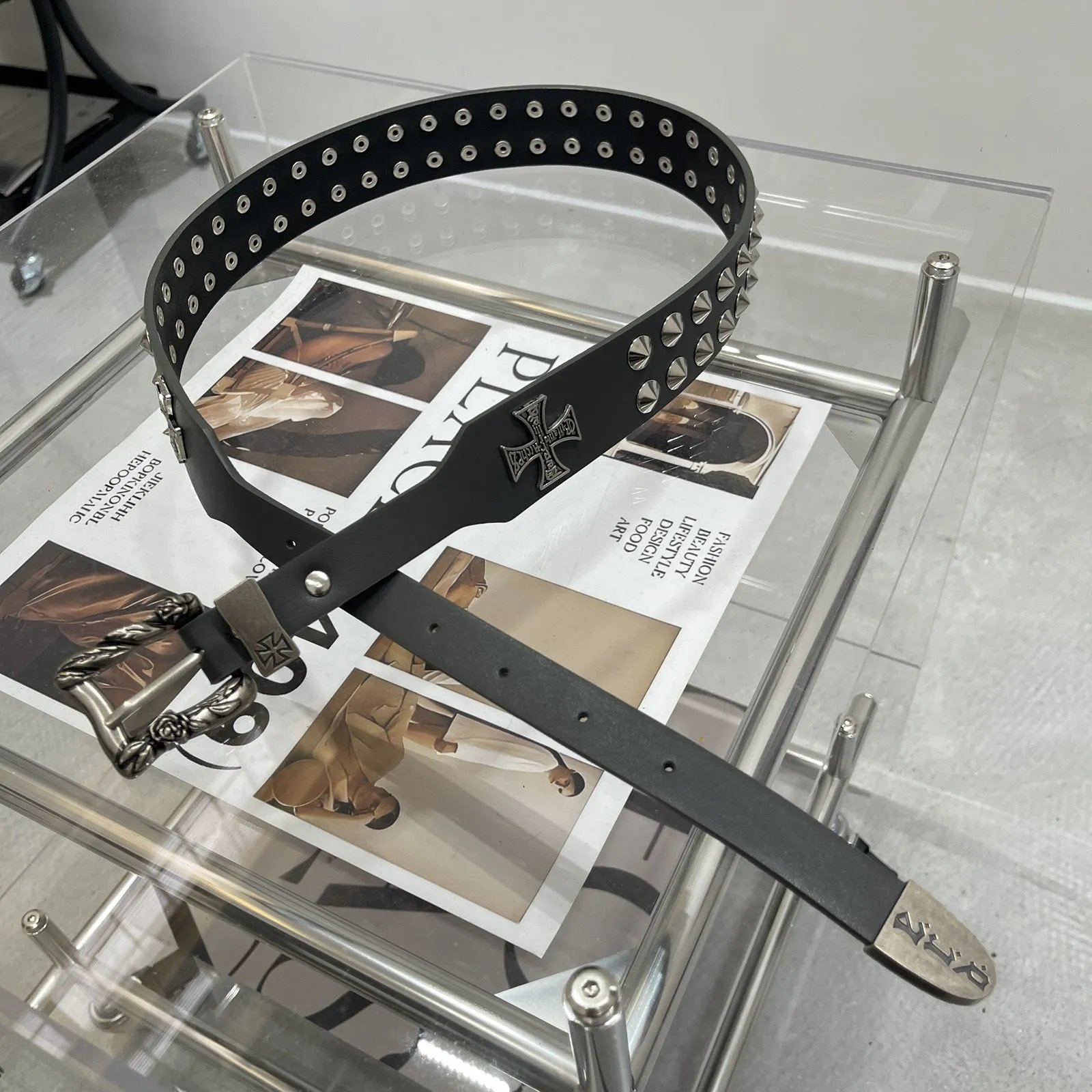 Advanced carbon gray ERD second-generation cross double row rivet belt