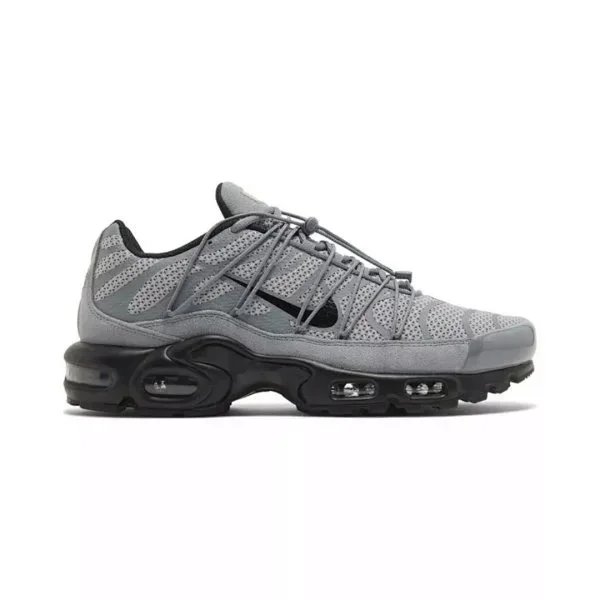 WolfGreyBlack