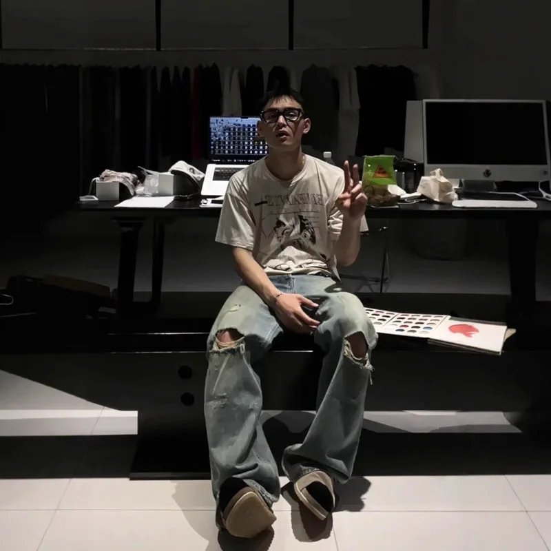 Thumbnail 5