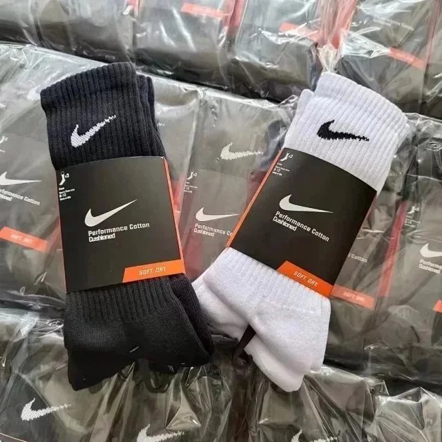 White 3 pairs -02