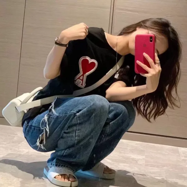 Ami Paris Heart Logo Navy T-Shirt - 26