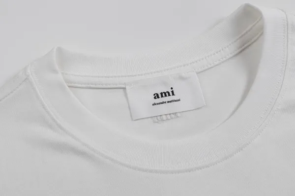 Ami Paris Heart Logo Navy T-Shirt - 34