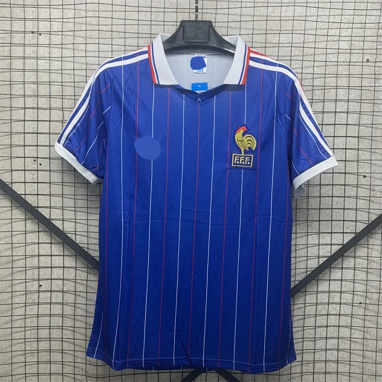Retro national team series 06 Brazil 04 Portugal France Argentina Germany home and away short-sleeved and long-sleeved(pic40) Retro national team series 06 Brazil 04 Portugal France Argentina Germany home and away short-sleeved and long-sleeved