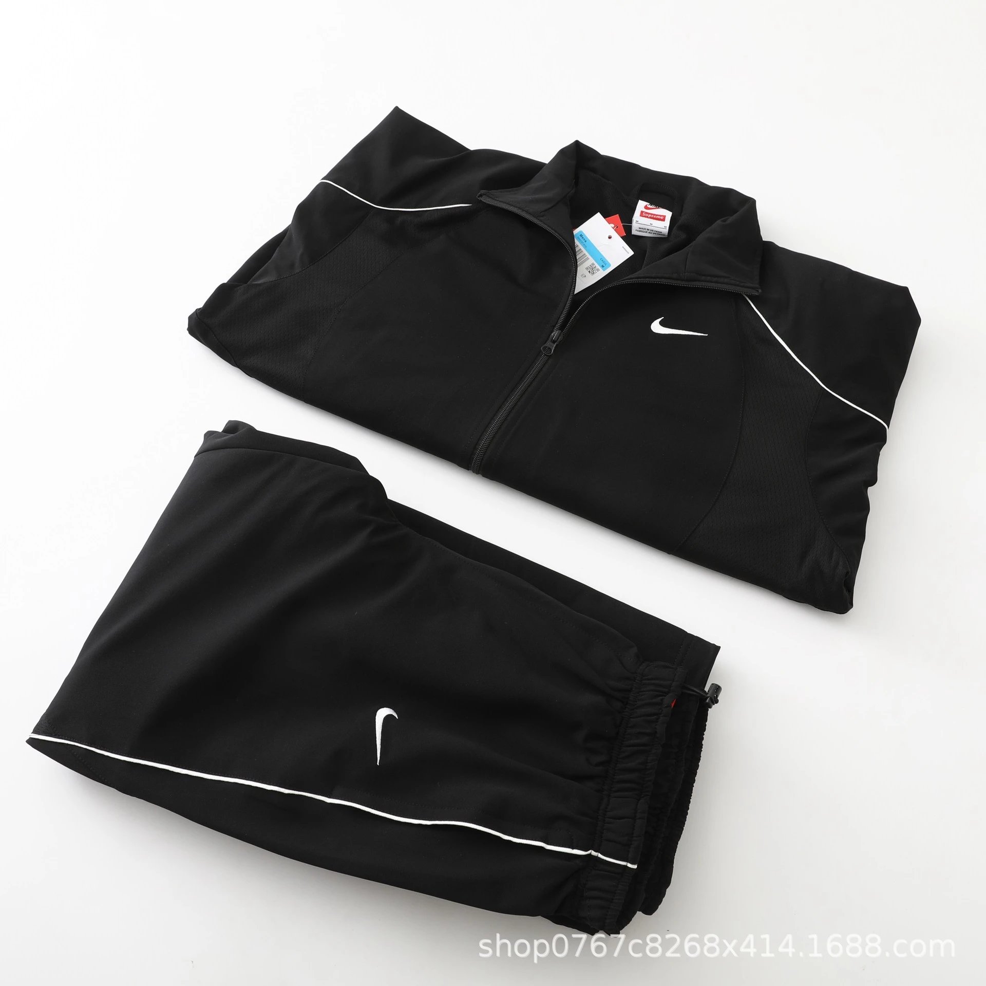Nike x Supreme Windbreaker Black Jacket - 11