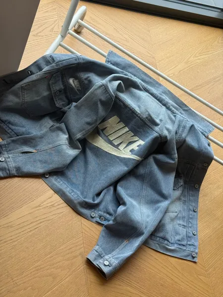 Nike x Levi's Trucker Jacket Light Wash Denim Jacket - 6