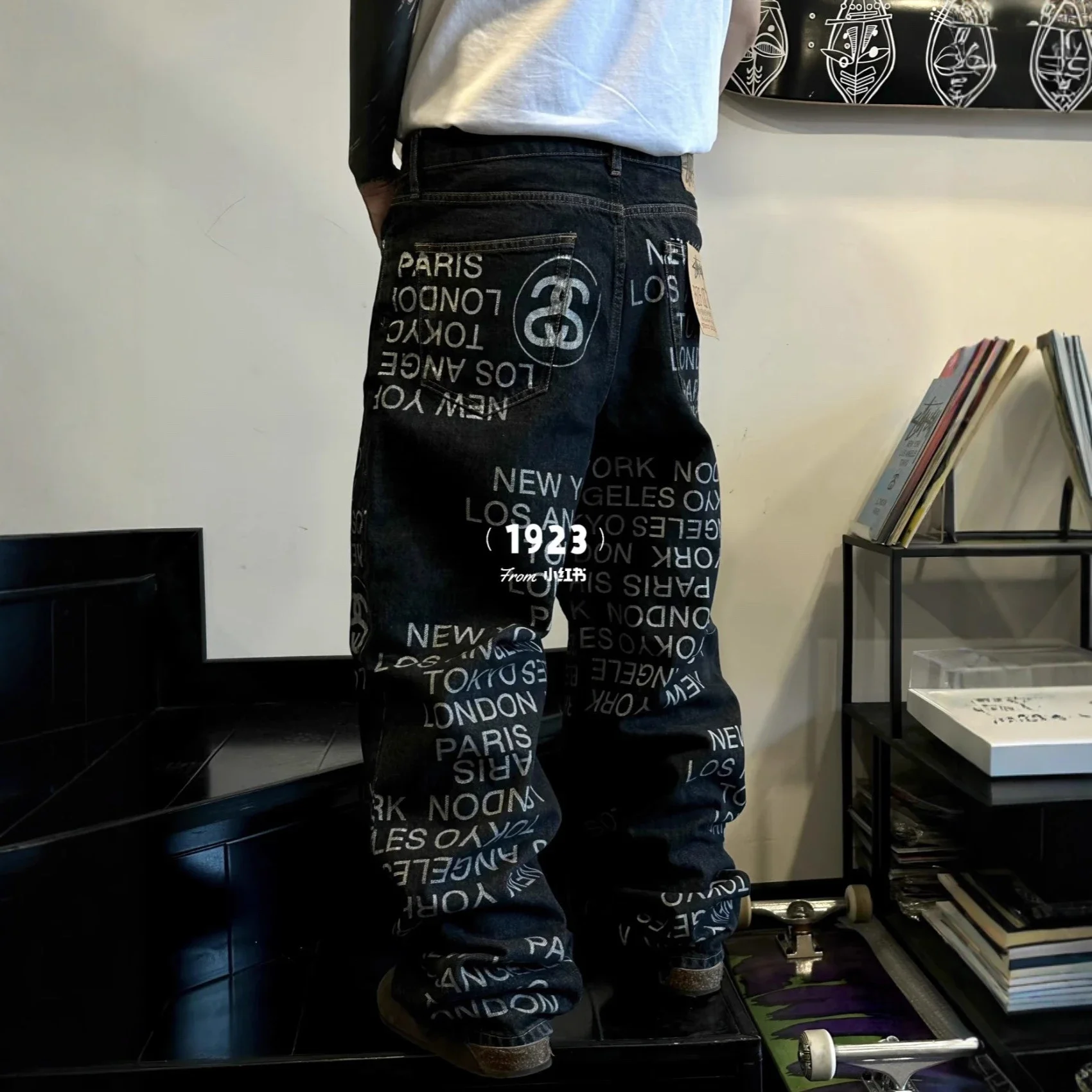 All-over barrage American street retro letter print denim jeans