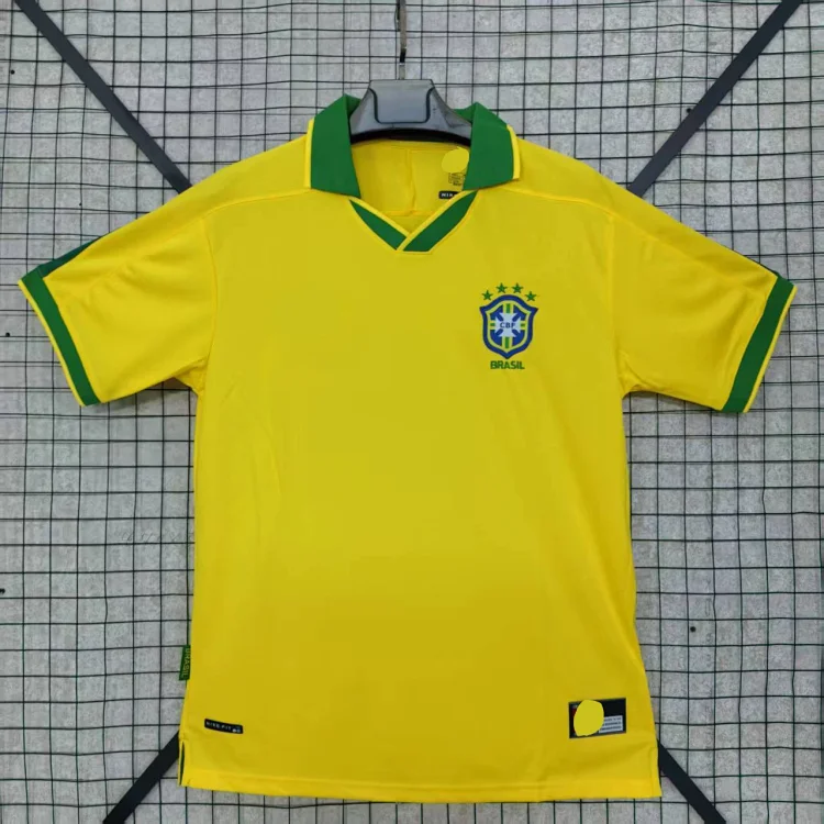 Retro national team series 06 Brazil 04 Portugal France Argentina Germany home and away short-sleeved and long-sleeved(pic12) Retro national team series 06 Brazil 04 Portugal France Argentina Germany home and away short-sleeved and long-sleeved