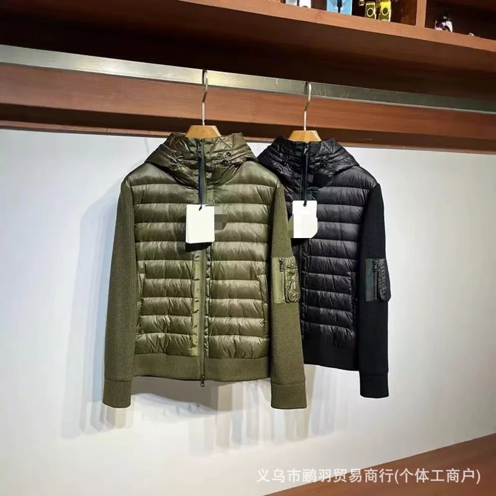 Moncler Hybrid Knit-Panel Down Jacket Navy - 17