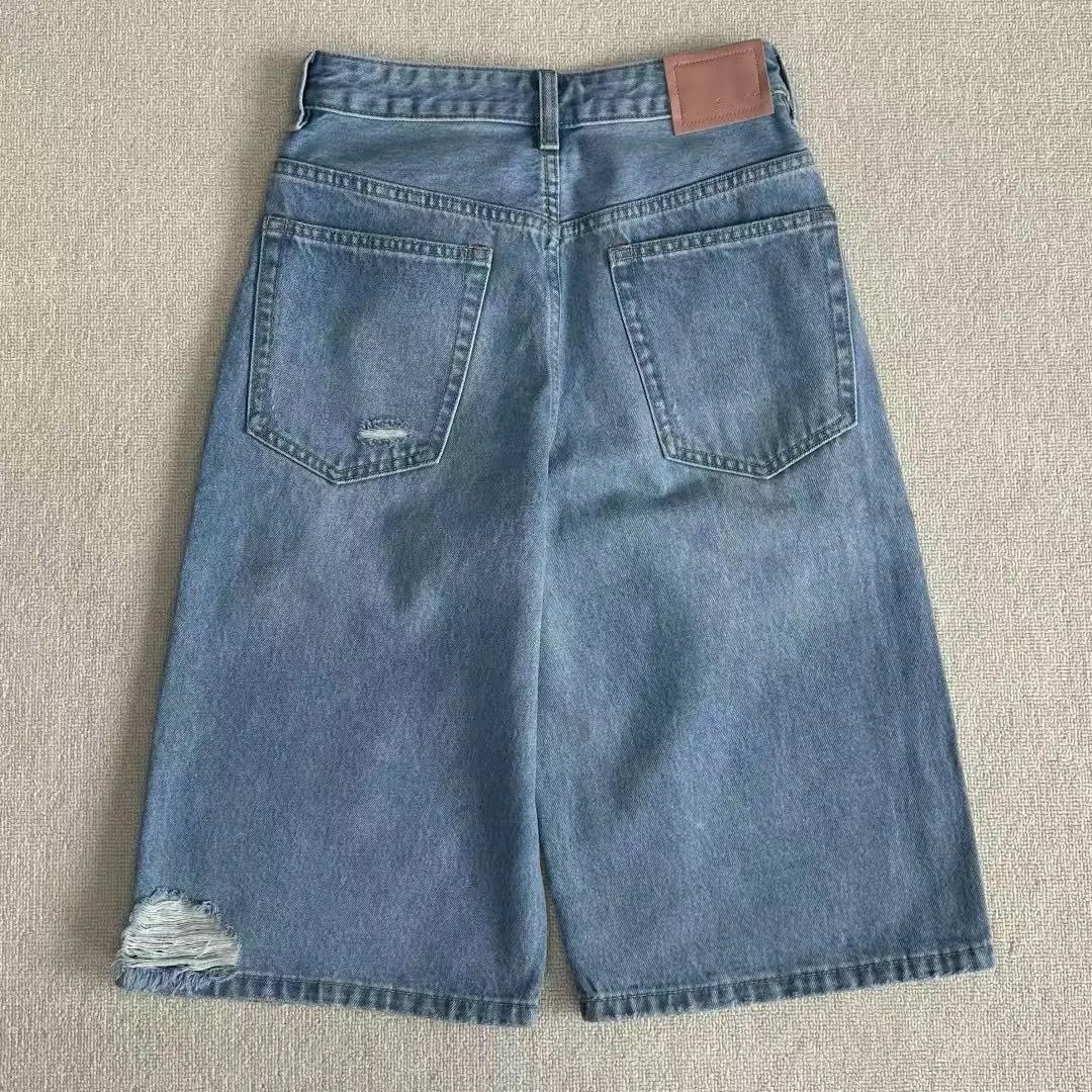 Distressed Washed Cropped Jeans photo 4