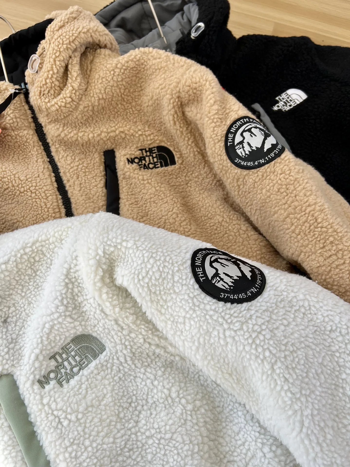 The North Face Denali Fleece Hooded Jacket Black Outerwear - 7