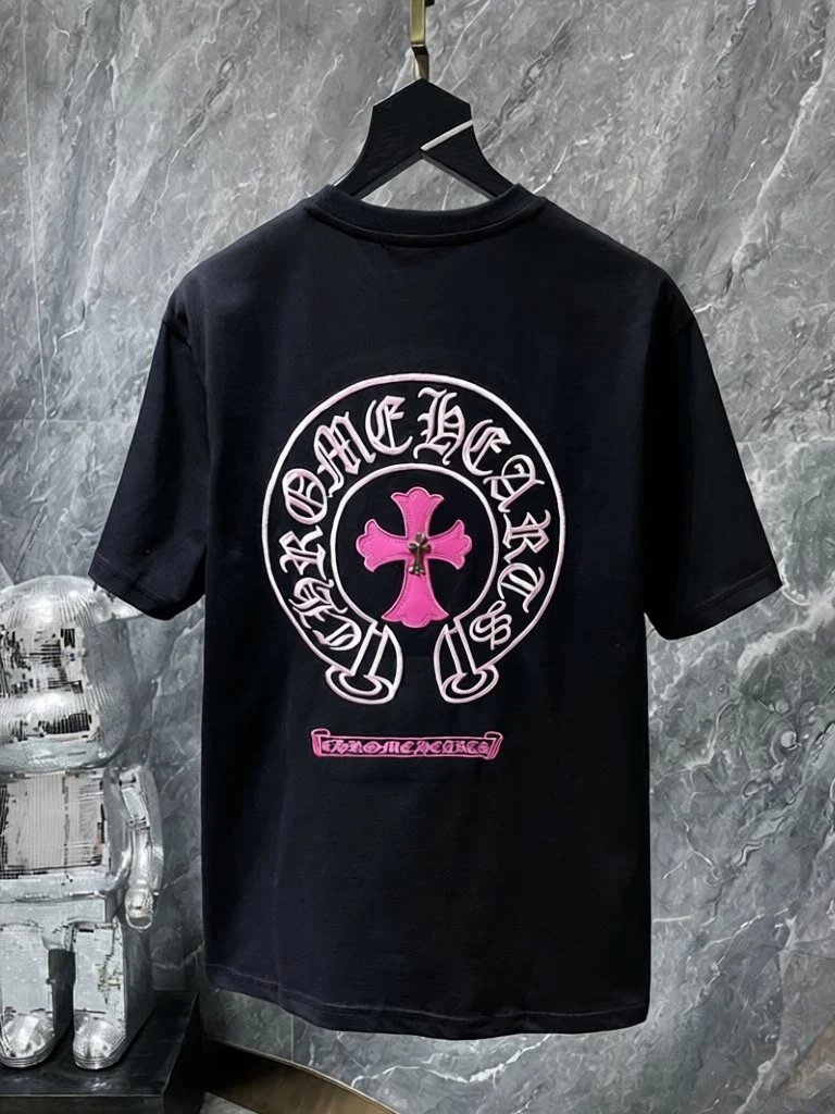 Cross Sword Print T-Shirt photo 8