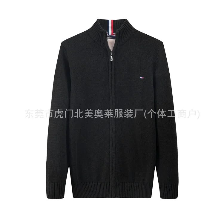 Mens sweater thickened stand collar zipper pullover sweater mens pure cotton embroidered sweater(pic3) Men's sweater thickened stand collar zipper pullover sweater men's pure cotton embroidered sweater