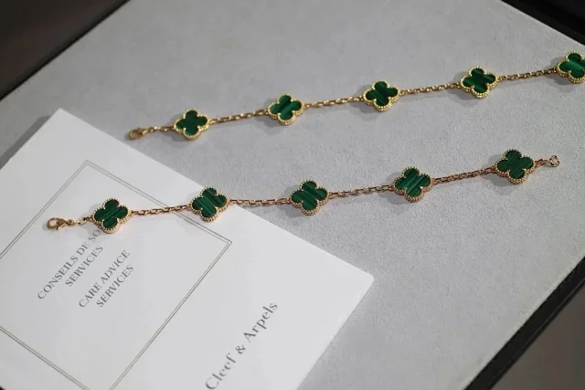 Unbranded Jewelry Four-Leaf Clover Chain Bracelet product detail image 10