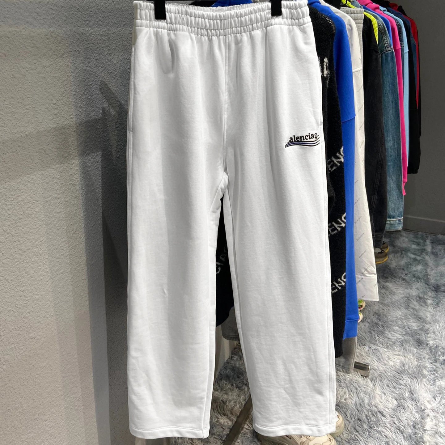Unbranded Trousers Drawstring wide-leg with embroidered stripe detail image 4