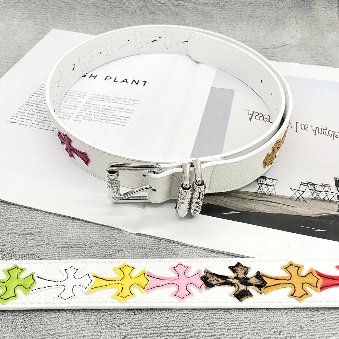 【15个彩色十字白底-加厚滚轮】克罗CH圣剑心皮带