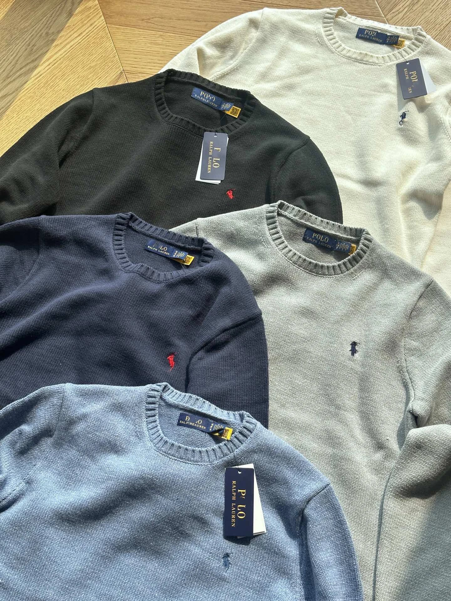Ralph Lauren Embroidered Crew Neck Sweatshirt photo 8