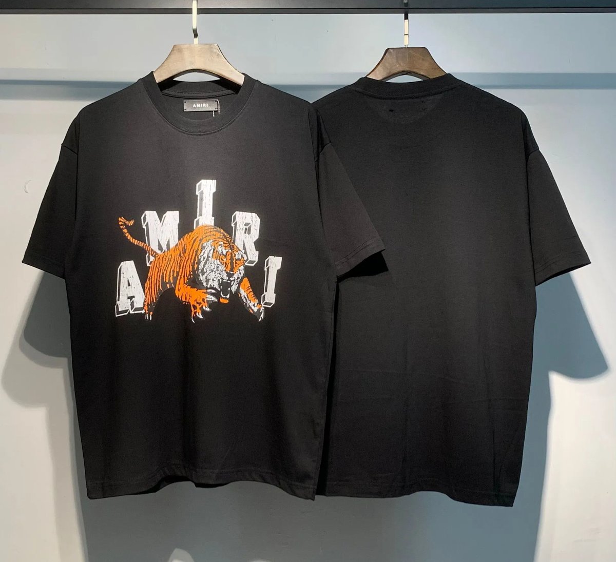 Amiri Dripping Logo Black T-Shirt product detail 13 in Litbuy spreadsheet finds