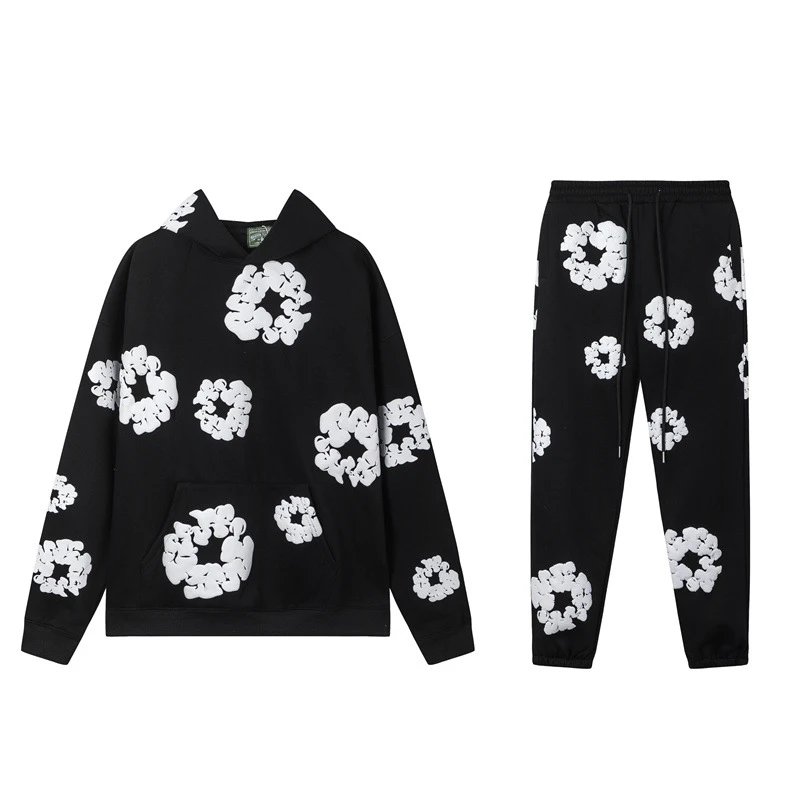 Hoodie set with black and white print