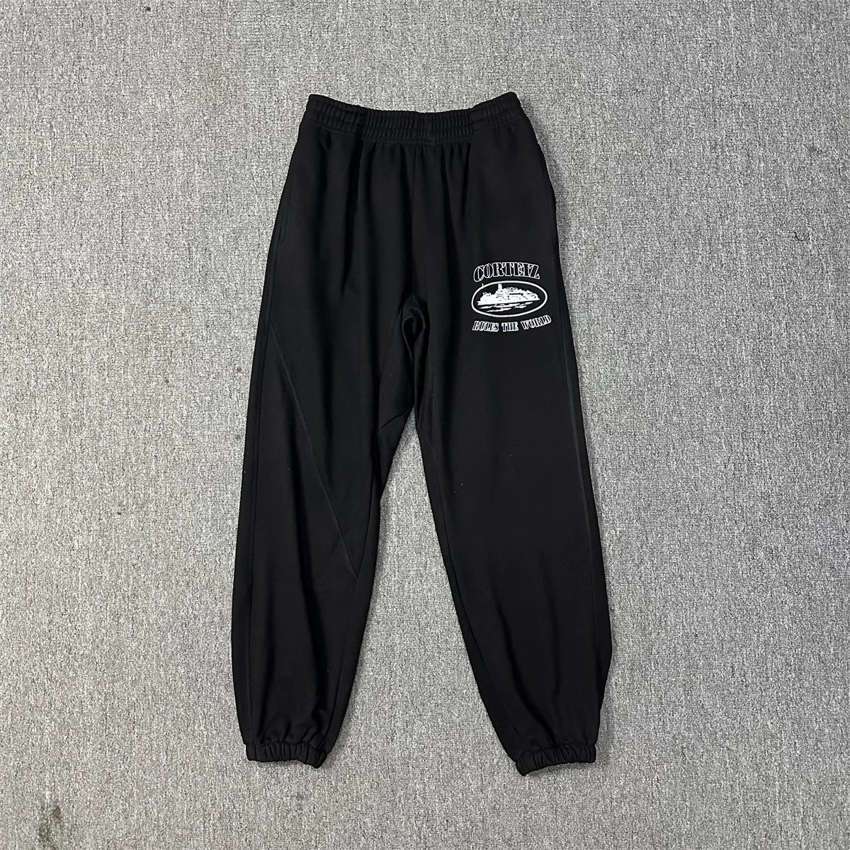 Corteiz Rules The World Sweatpants Black