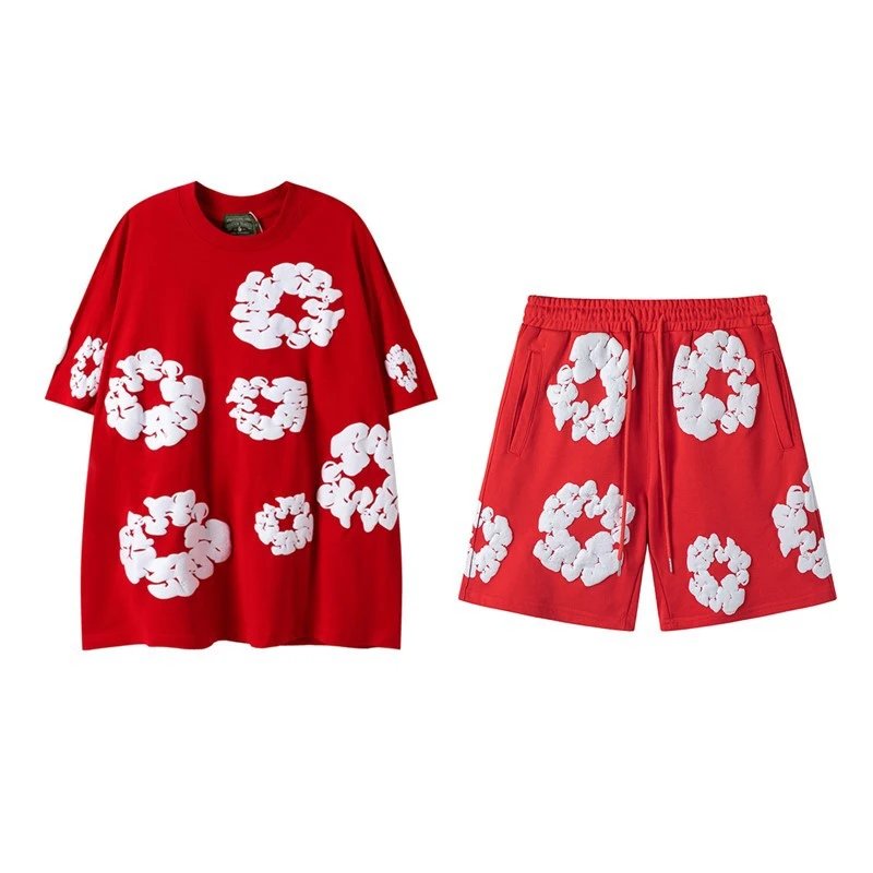 Short sleeved suit in red