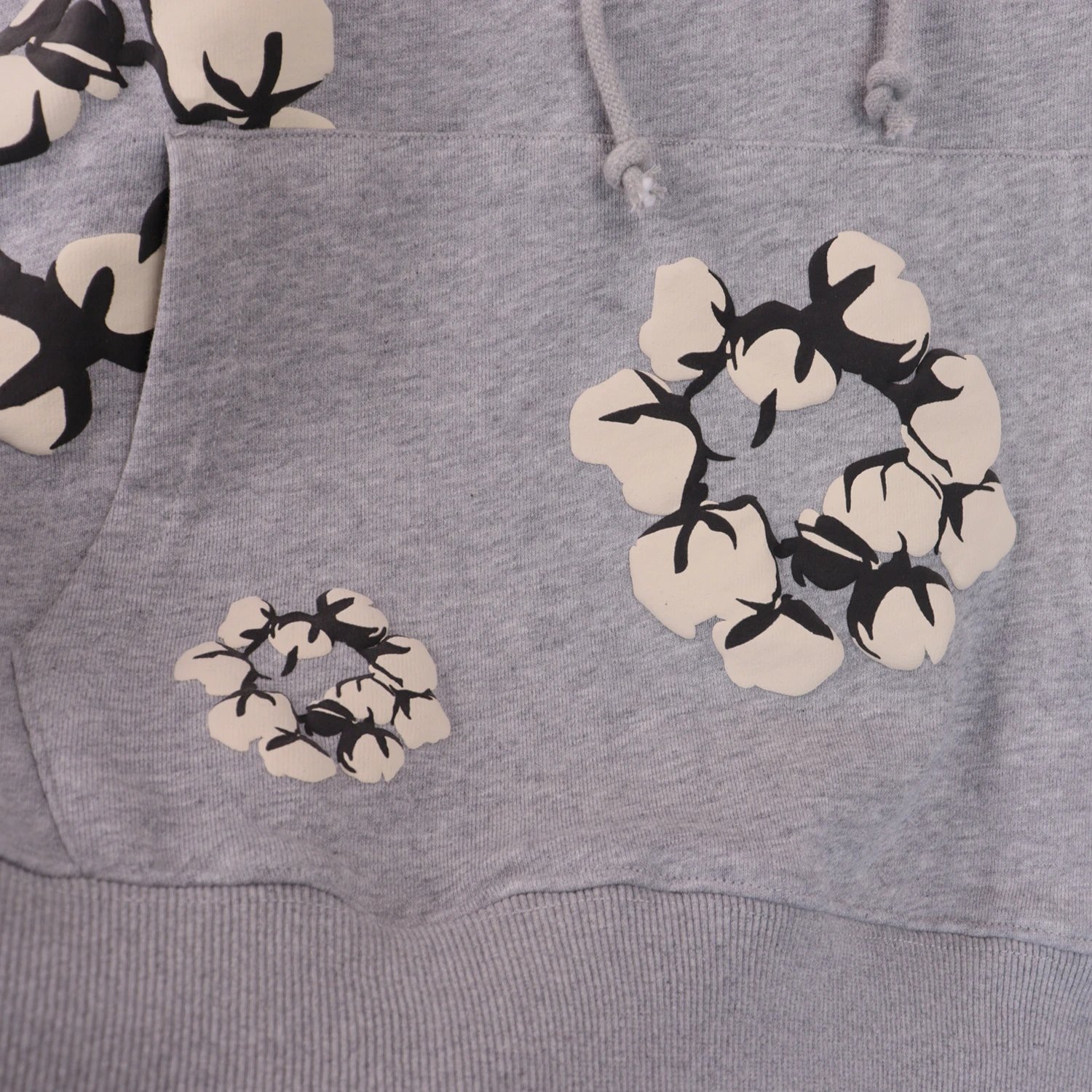 Design Floral Print Black Sweatpants - 28