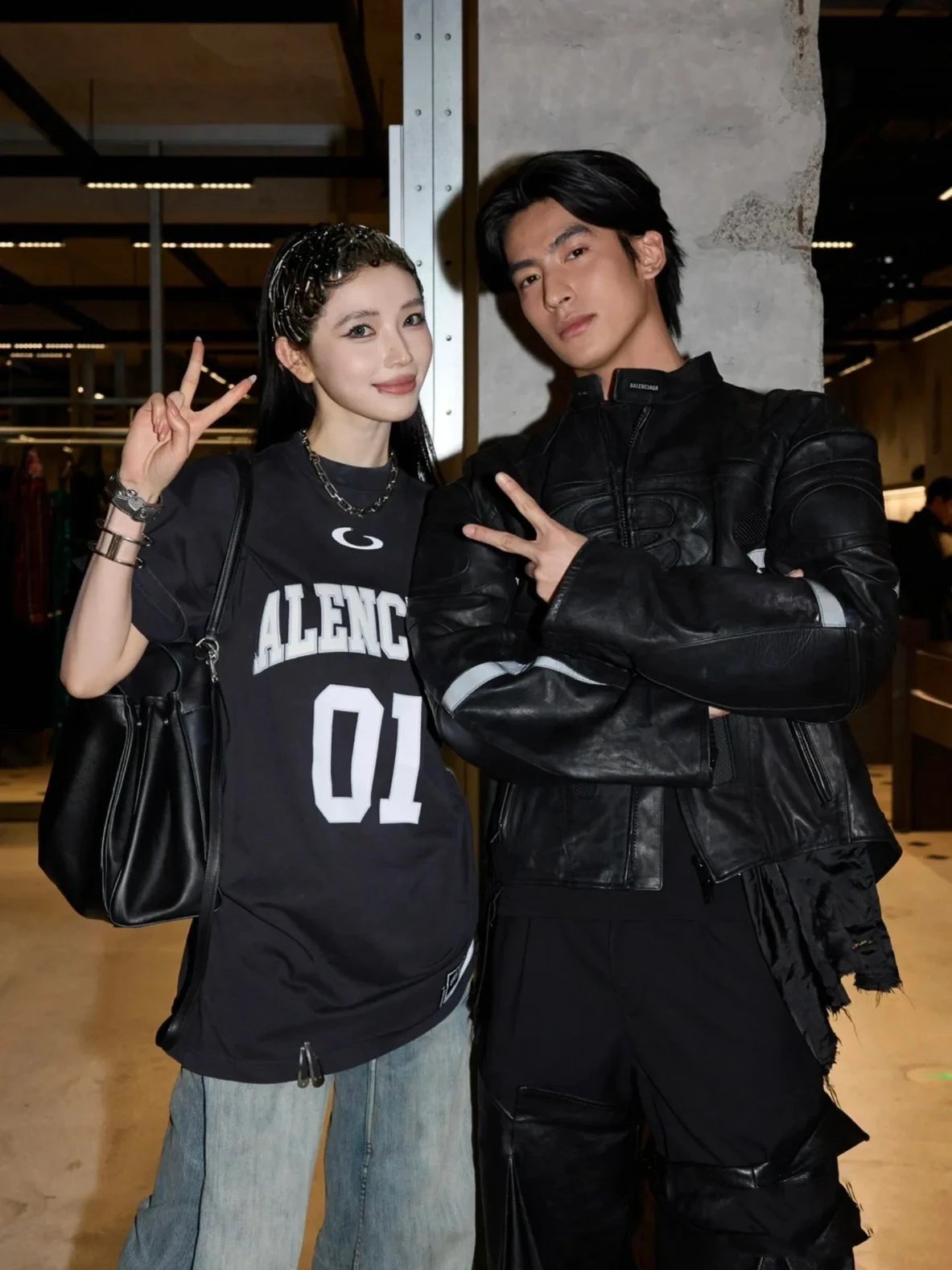 Balenciaga Alenciac 01 Black Oversized Jersey - 24