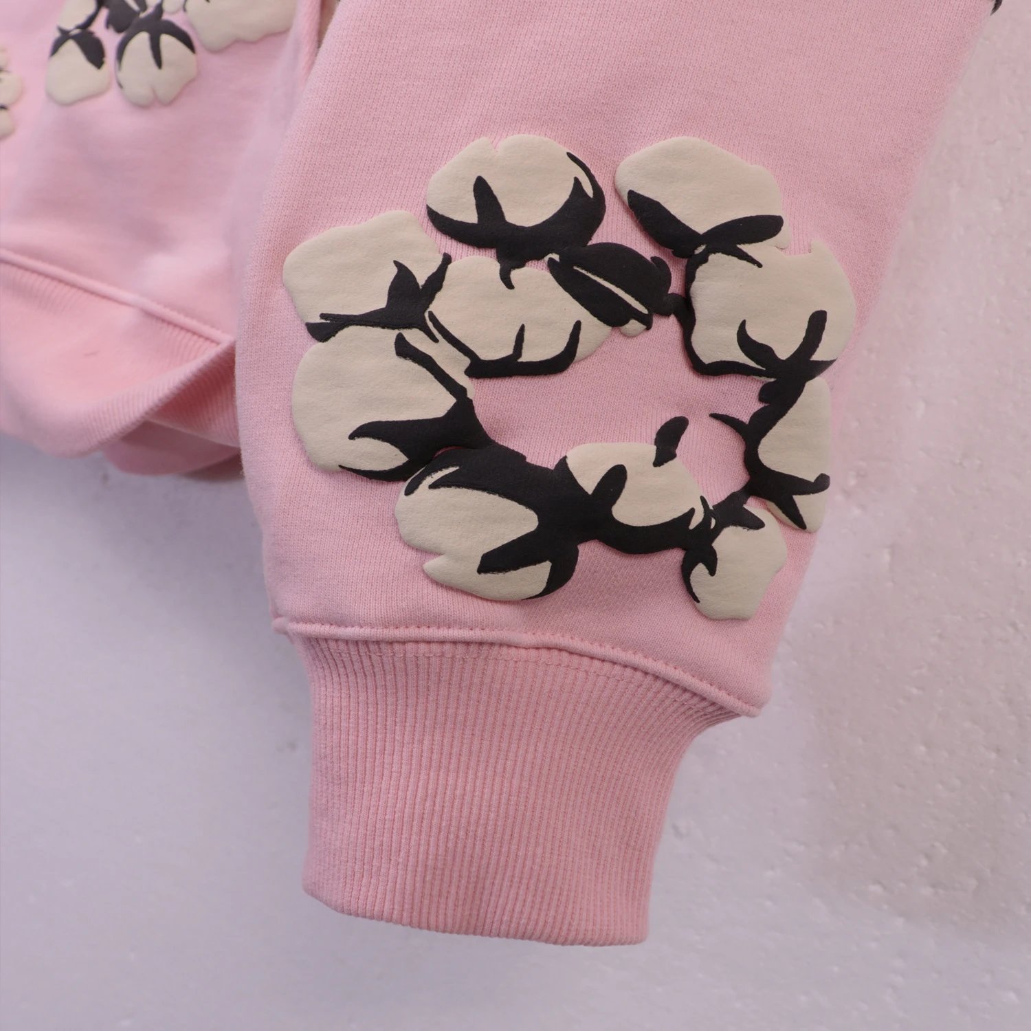 Design Floral Print Black Sweatpants - 10