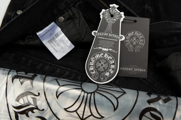 Chrome Hearts Cross-Embroidered Black Denim Shorts - 44