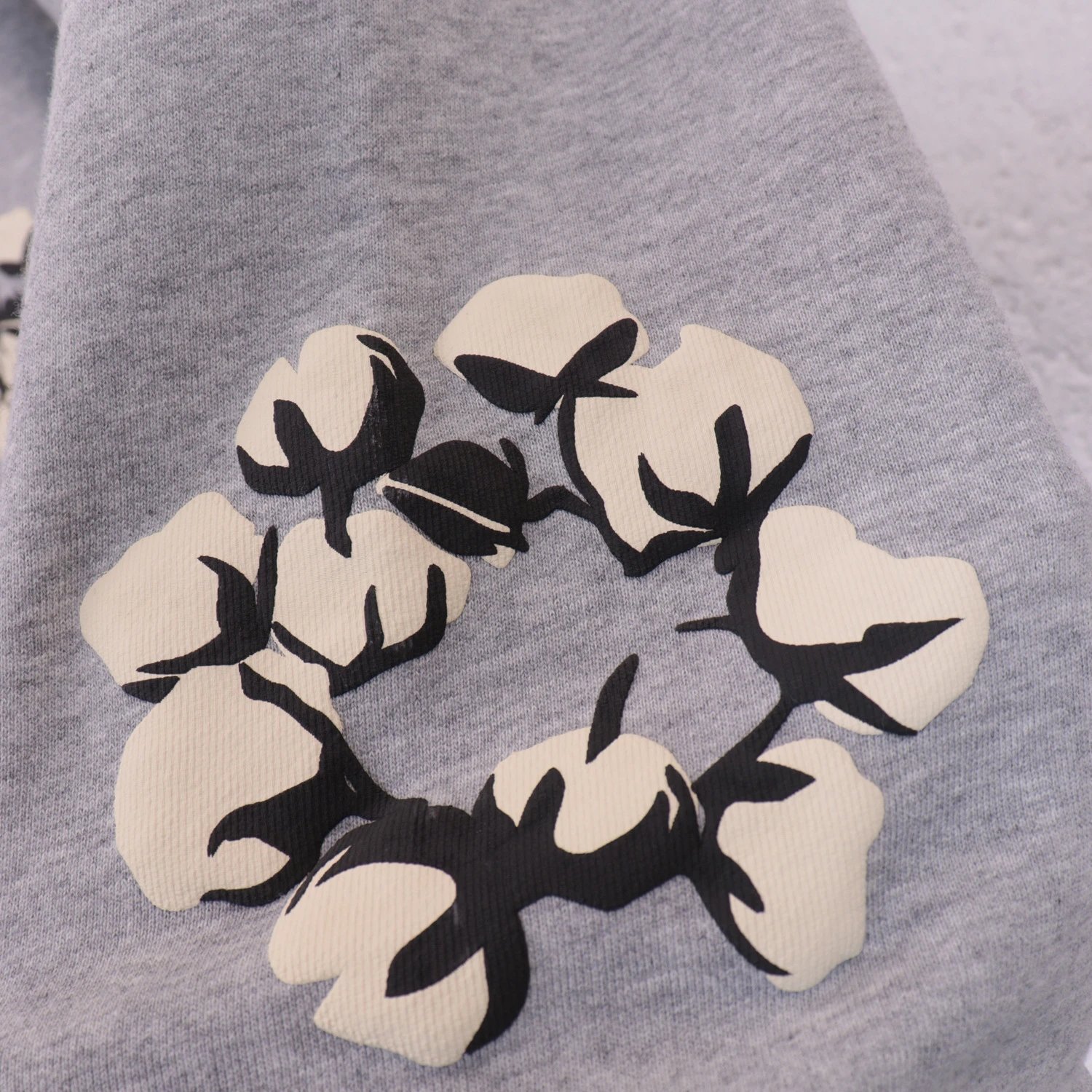 Design Floral Print Black Sweatpants - 25