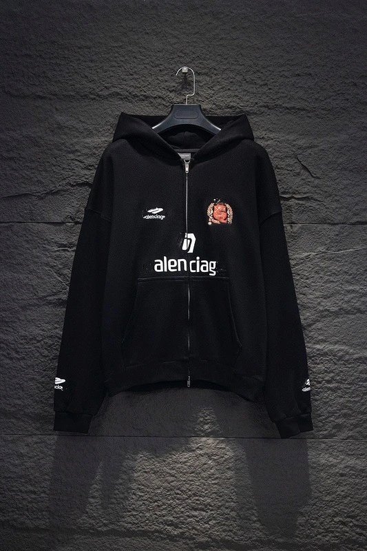 Balenciaga x Manchester United Alentiaq Red Zip-Up Hoodie - 3