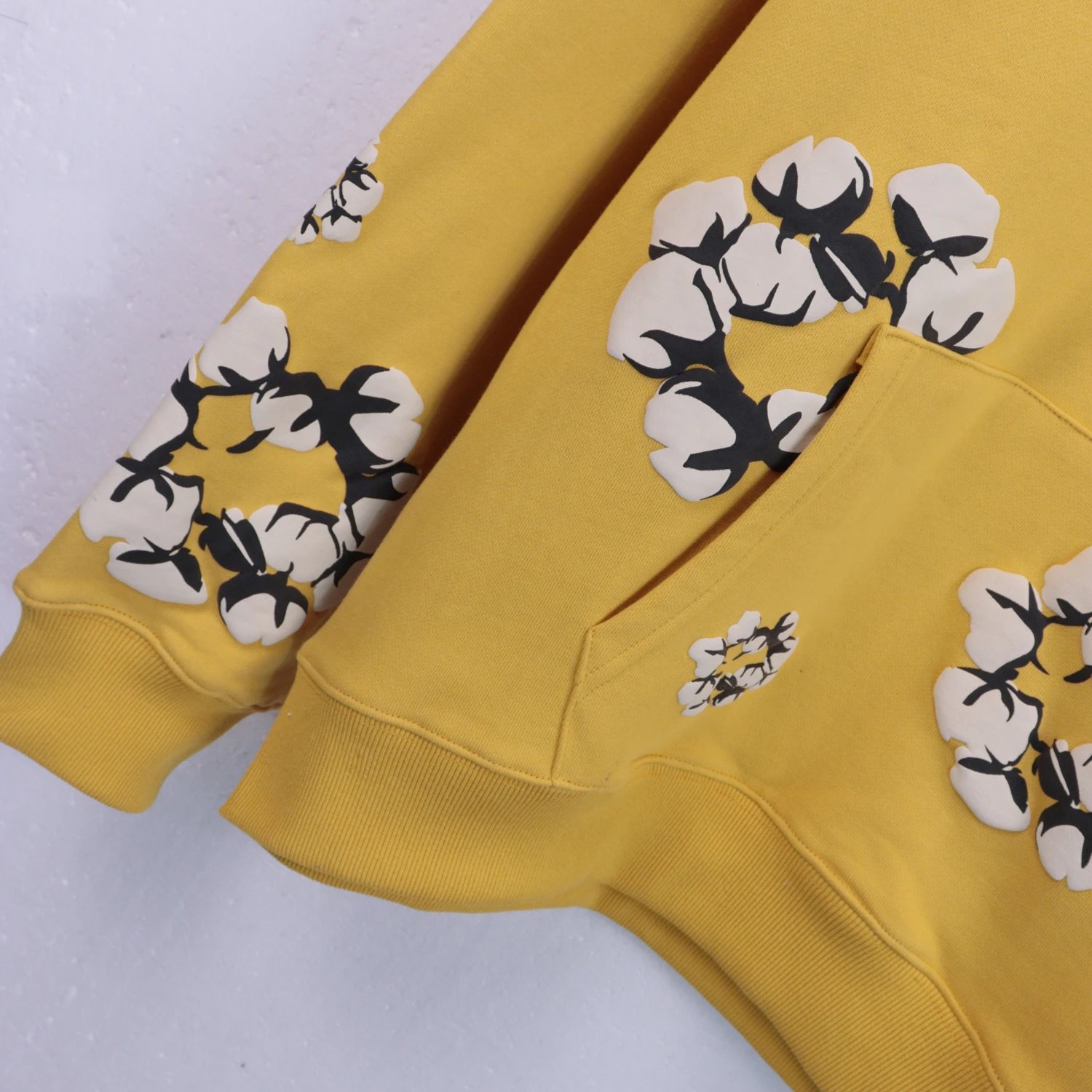Design Floral Print Black Sweatpants - 4