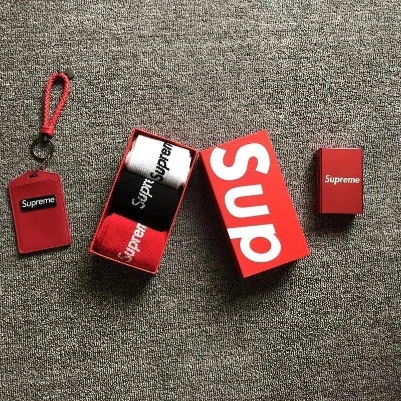 Supreme Socks 3-Pack Mid-Calf Logo image 3