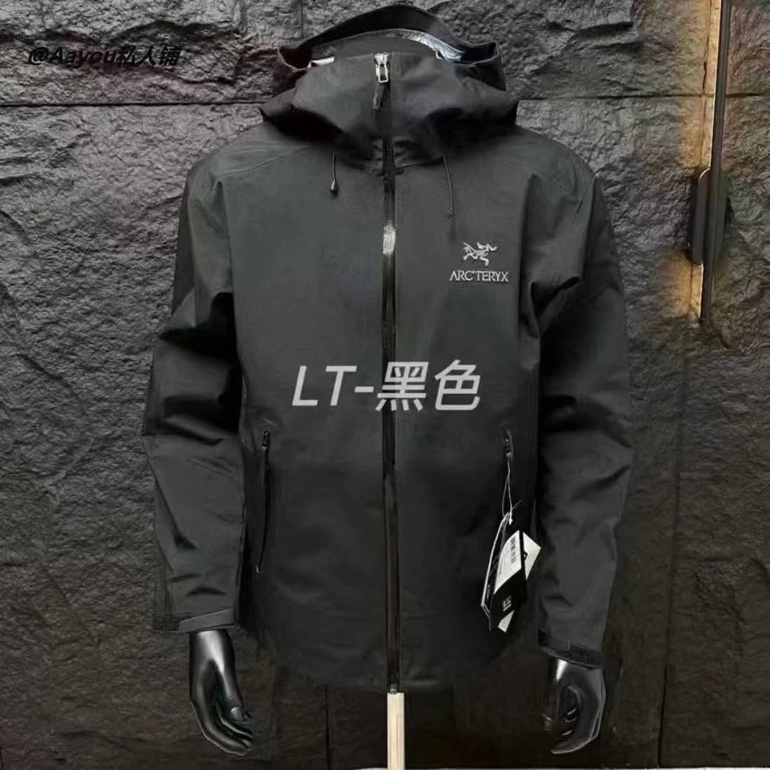 T Black [Complete Tags/Top Embroidery/Underarm Zipper]