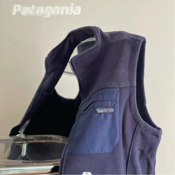 Patagonia Better Sweater Fleece Vest Navy - 1