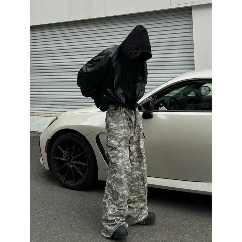 Digital Print Wide-Leg Cargo Pants