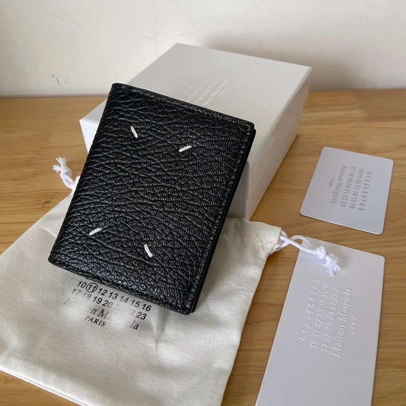 Maison Margiela M6 Quilted Card Holder