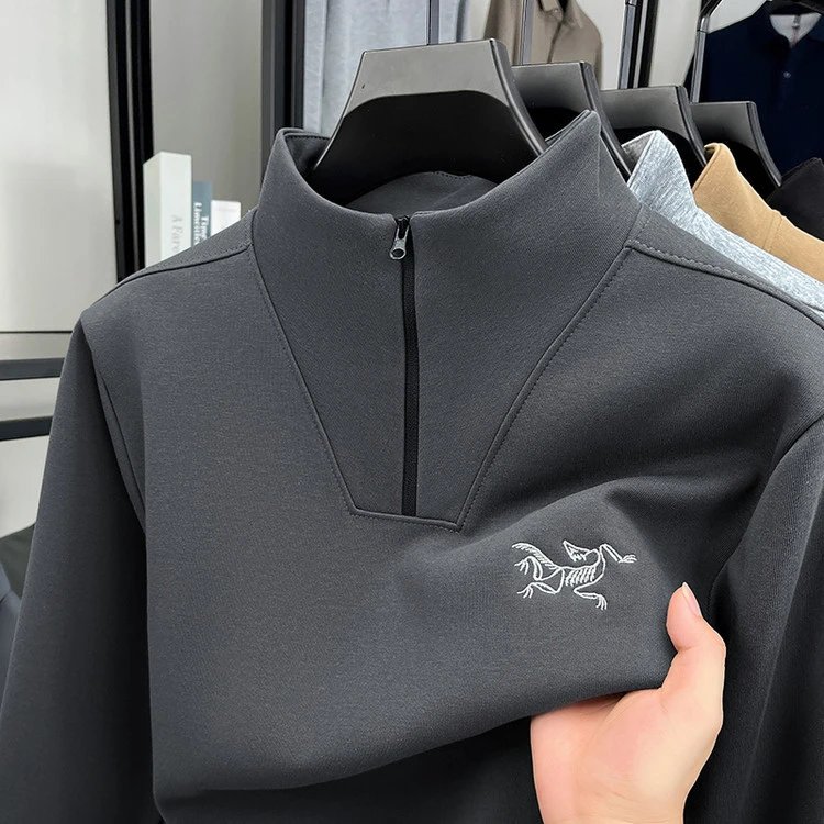 Arc'teryx Covert 1/2 Zip Neck sweatshirt