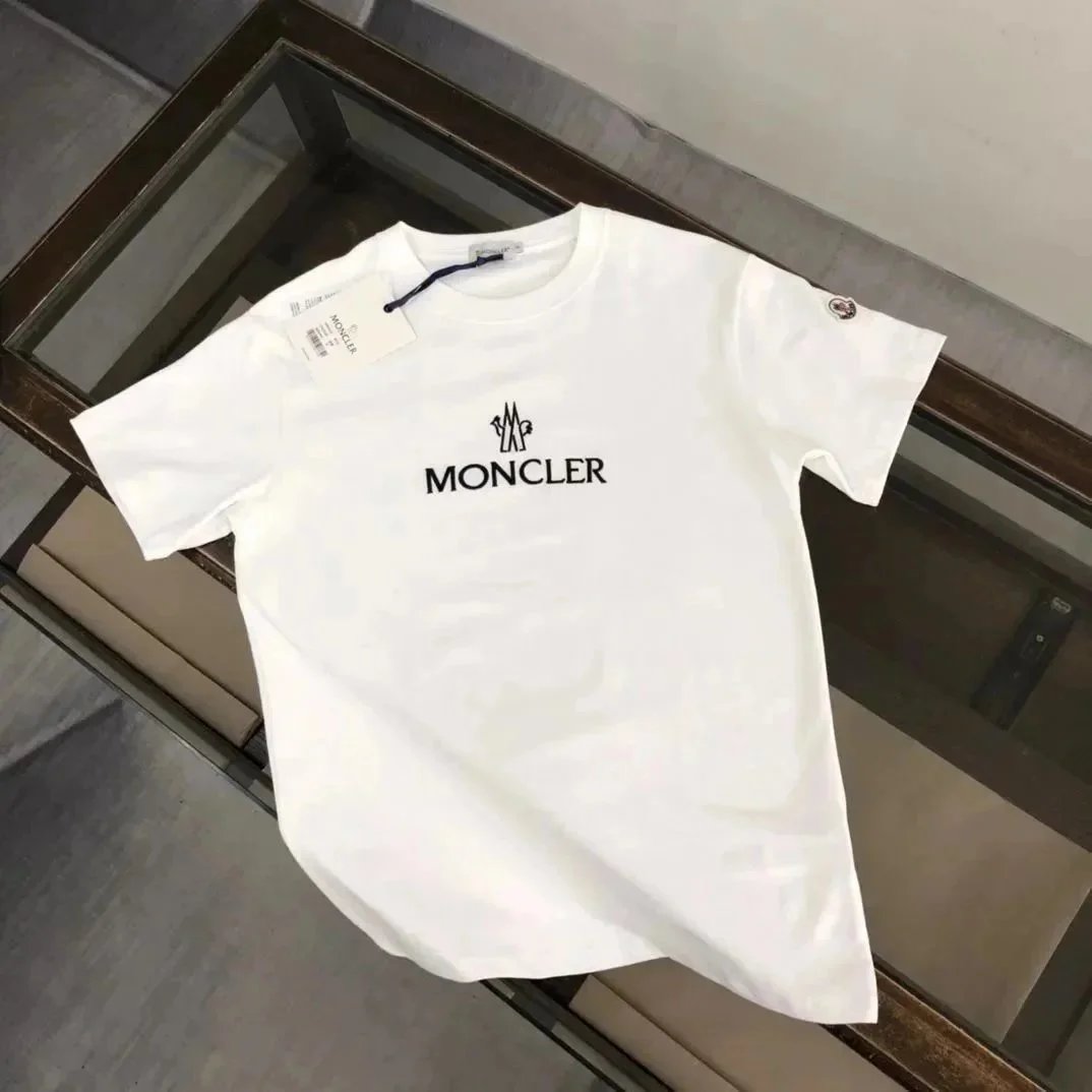 Moncler T-Shirts Short-Sleeve Logo Graphic T-Shirt — 03