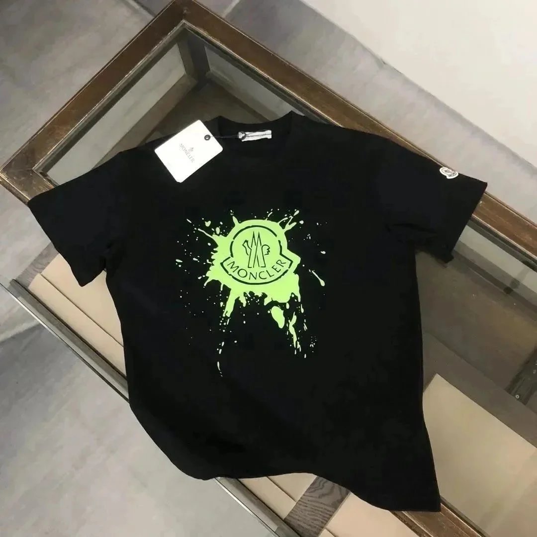 Moncler T-Shirts Short-Sleeve Logo Graphic T-Shirt — 32
