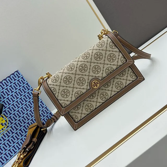 Tory Burch Crossbody Bags T Monogram flap bag product detail image 3